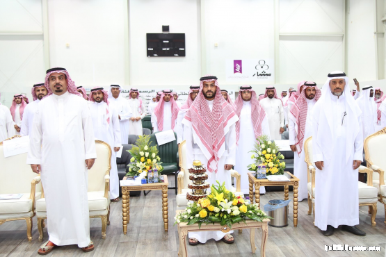 نائب أمير حائل يزور مقر نادي الطائي